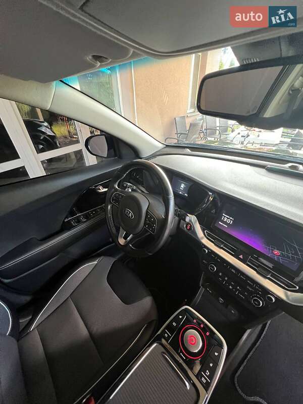 Внедорожник / Кроссовер Kia Niro 2020 в Луцке фото 22 Внедорожник / Кроссовер Kia Niro 2020 в Луцке