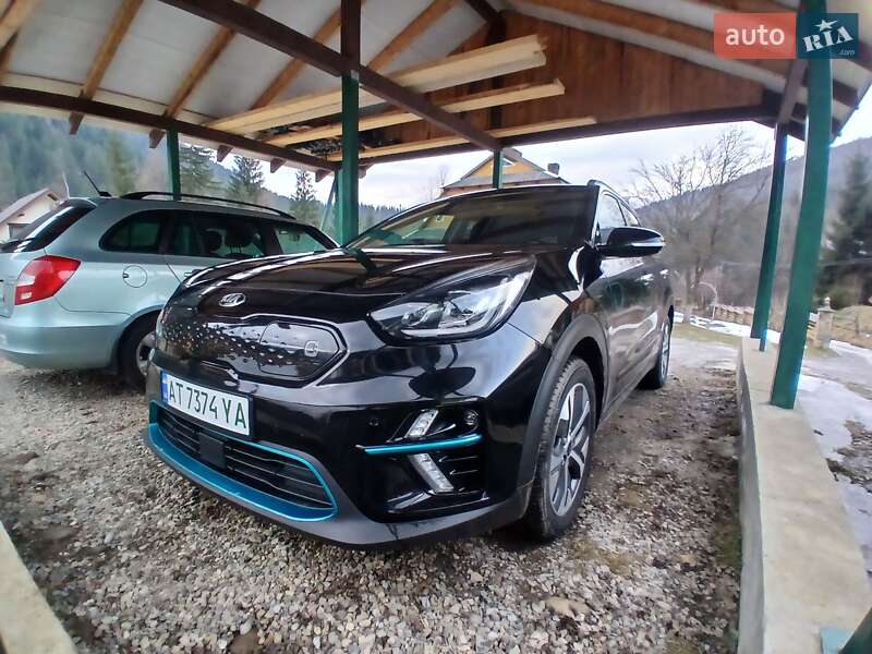 Внедорожник / Кроссовер Kia Niro 2019 в Яремче
