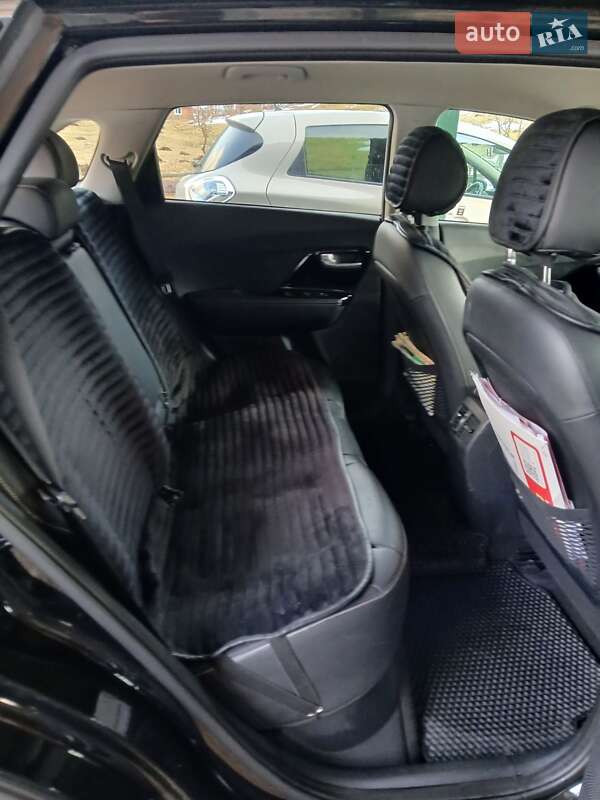 Внедорожник / Кроссовер Kia Niro 2019 в Яремче