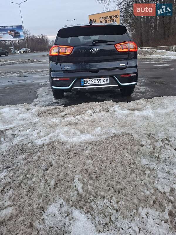 Внедорожник / Кроссовер Kia Niro 2019 в Львове фото 8 Внедорожник / Кроссовер Kia Niro 2019 в Львове
