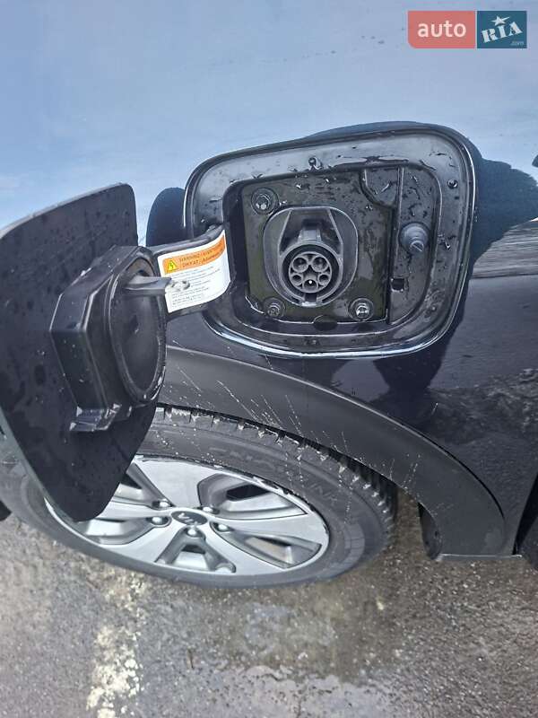 Внедорожник / Кроссовер Kia Niro 2019 в Львове фото 18 Внедорожник / Кроссовер Kia Niro 2019 в Львове