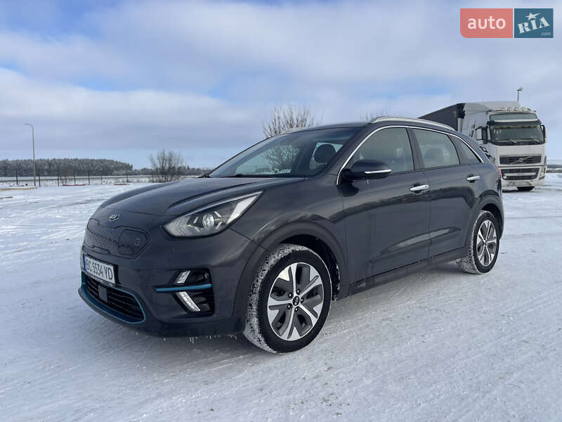Позашляховик / Кросовер Kia Niro 2020 в Львові