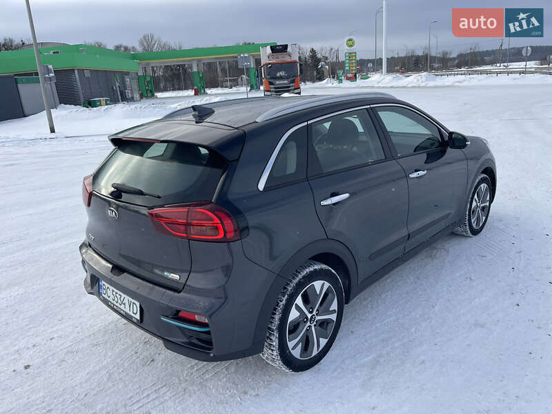 Позашляховик / Кросовер Kia Niro 2020 в Львові