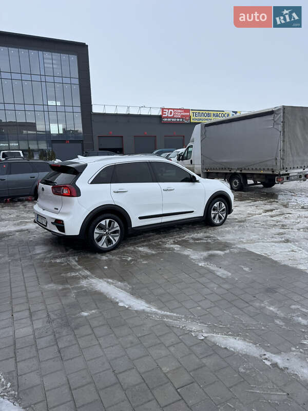 Внедорожник / Кроссовер Kia Niro 2019 в Тернополе фото 32 Внедорожник / Кроссовер Kia Niro 2019 в Тернополе