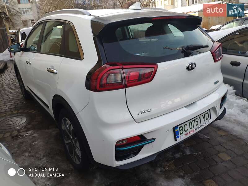 Внедорожник / Кроссовер Kia Niro 2019 в Львове