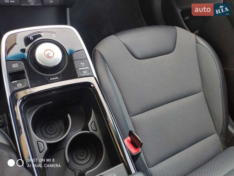 Внедорожник / Кроссовер Kia Niro 2019 в Львове