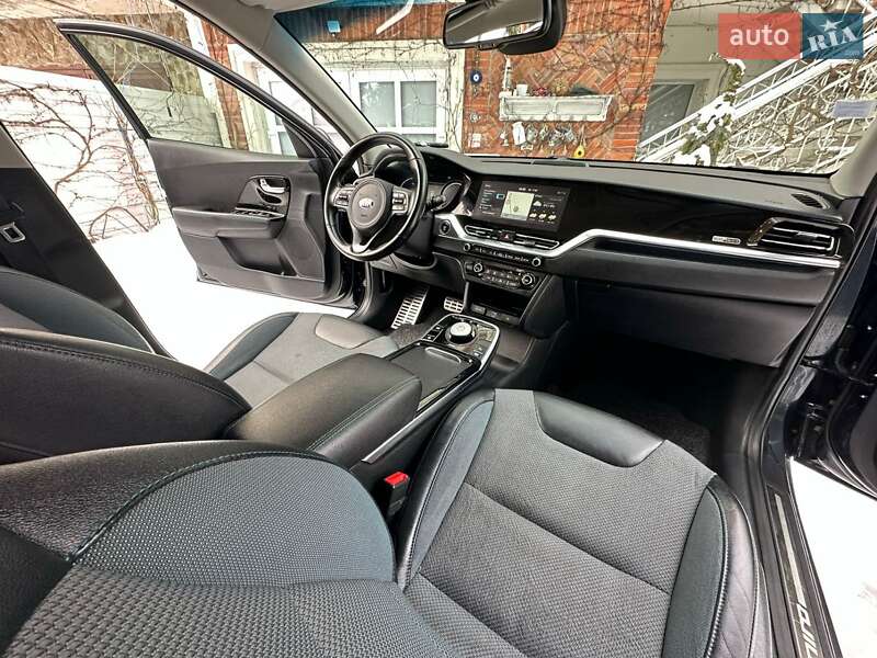 Внедорожник / Кроссовер Kia Niro 2020 в Львове