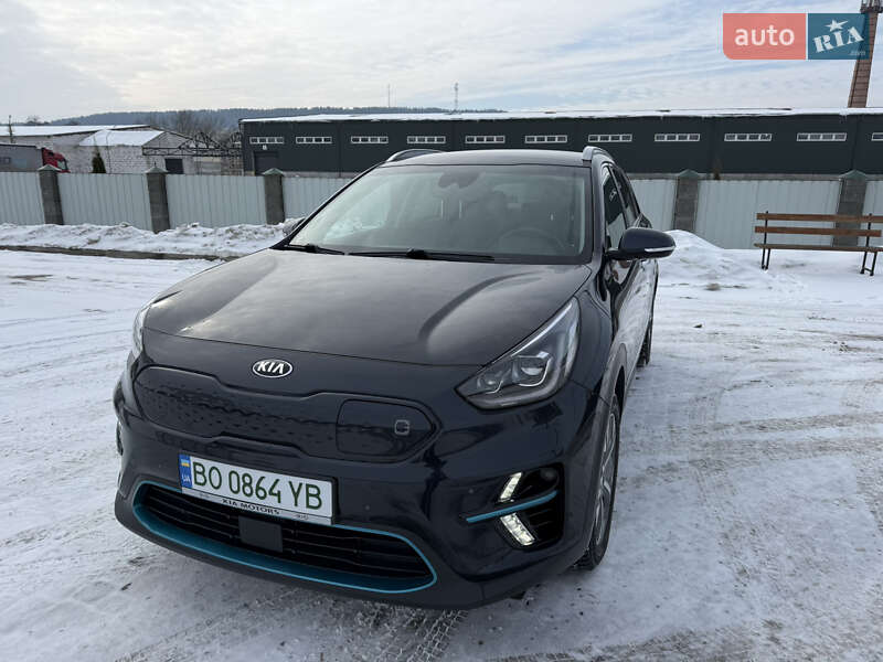 Внедорожник / Кроссовер Kia Niro 2018 в Бережанах фото 2 Внедорожник / Кроссовер Kia Niro 2018 в Бережанах