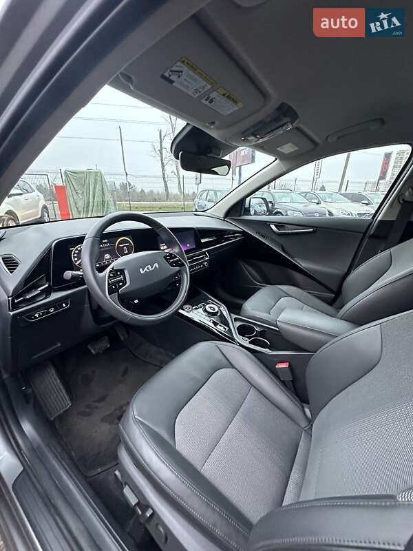 Внедорожник / Кроссовер Kia Niro 2024 в Белогородке