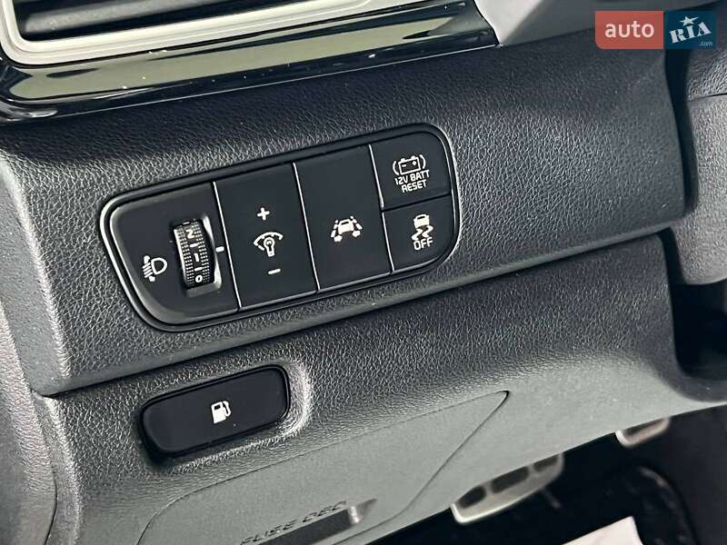 Внедорожник / Кроссовер Kia Niro 2018 в Одессе