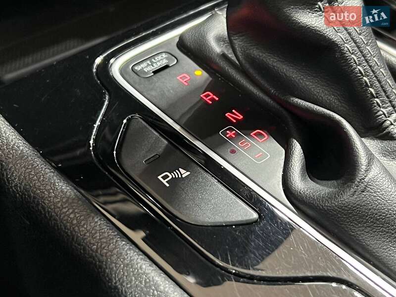 Внедорожник / Кроссовер Kia Niro 2018 в Одессе