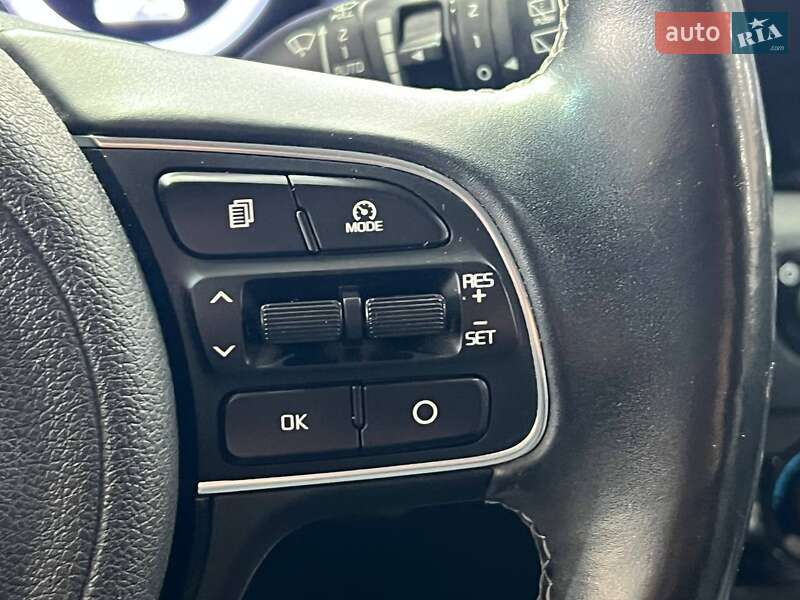 Внедорожник / Кроссовер Kia Niro 2018 в Одессе