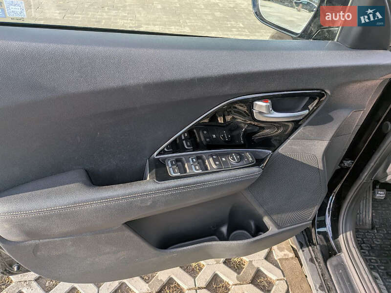 Внедорожник / Кроссовер Kia Niro 2022 в Львове