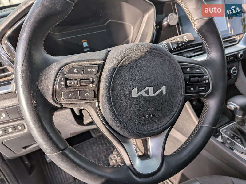 Внедорожник / Кроссовер Kia Niro 2022 в Львове