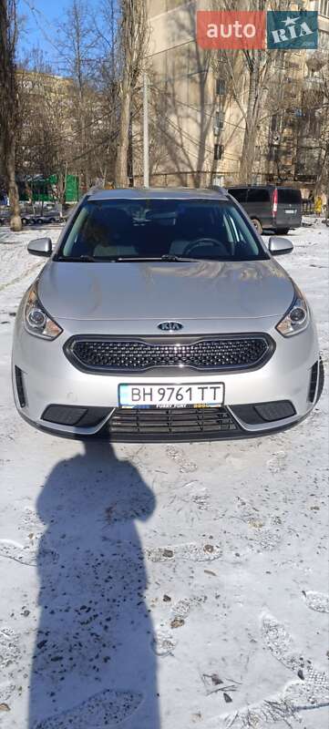 Внедорожник / Кроссовер Kia Niro 2019 в Одессе фото 9 Внедорожник / Кроссовер Kia Niro 2019 в Одессе