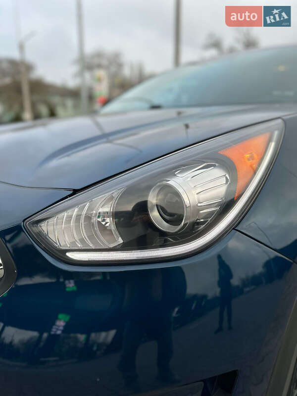 Внедорожник / Кроссовер Kia Niro 2018 в Одессе фото 21 Внедорожник / Кроссовер Kia Niro 2018 в Одессе