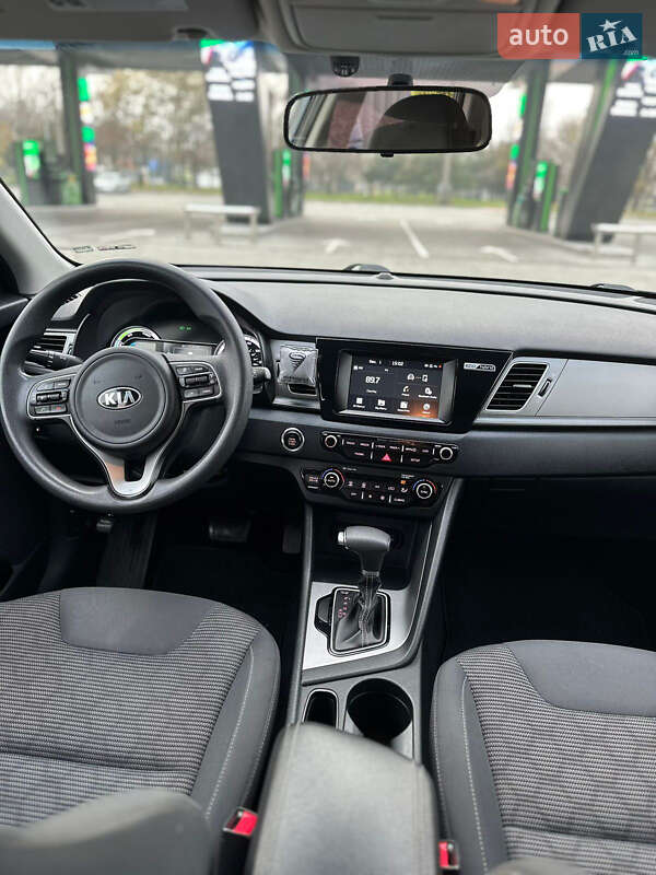 Внедорожник / Кроссовер Kia Niro 2018 в Одессе фото 40 Внедорожник / Кроссовер Kia Niro 2018 в Одессе