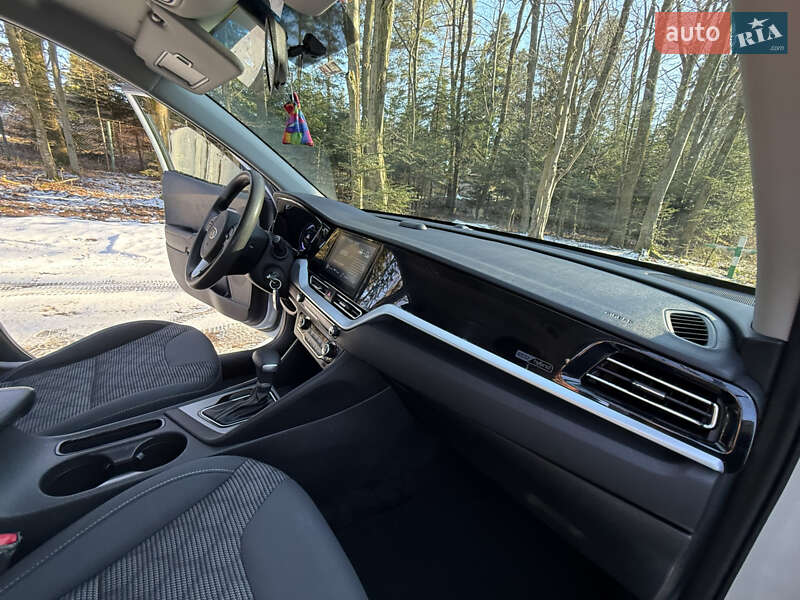 Внедорожник / Кроссовер Kia Niro 2020 в Трускавце фото 58 Внедорожник / Кроссовер Kia Niro 2020 в Трускавце