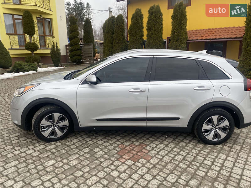 Внедорожник / Кроссовер Kia Niro 2018 в Трускавце фото 19 Внедорожник / Кроссовер Kia Niro 2018 в Трускавце