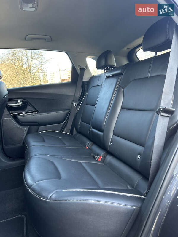 Внедорожник / Кроссовер Kia Niro 2019 в Николаеве