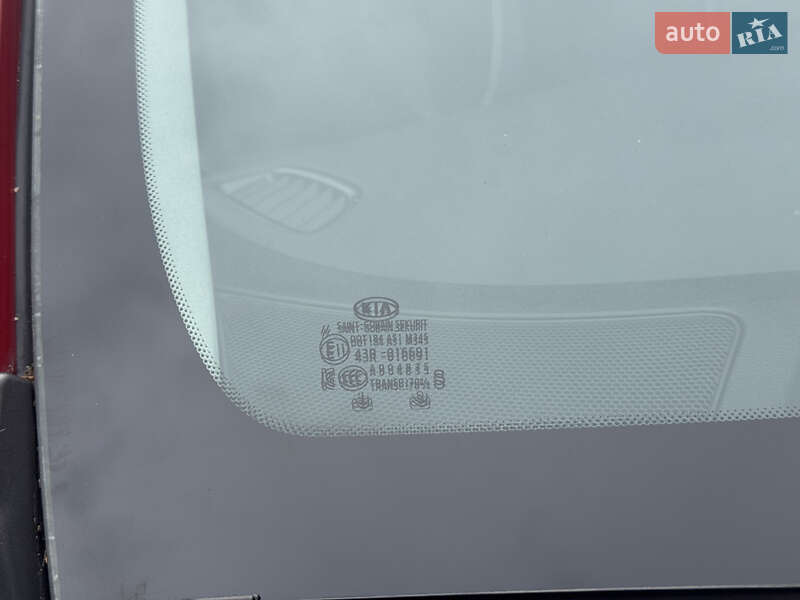 Позашляховик / Кросовер Kia Niro 2018 в Рівному