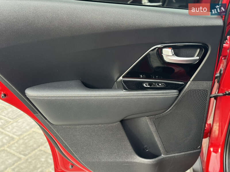 Позашляховик / Кросовер Kia Niro 2018 в Рівному