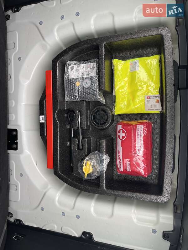 Внедорожник / Кроссовер Kia Niro 2021 в Хмельницком фото 30 Внедорожник / Кроссовер Kia Niro 2021 в Хмельницком