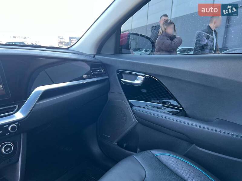 Внедорожник / Кроссовер Kia Niro 2020 в Львове фото 31 Внедорожник / Кроссовер Kia Niro 2020 в Львове