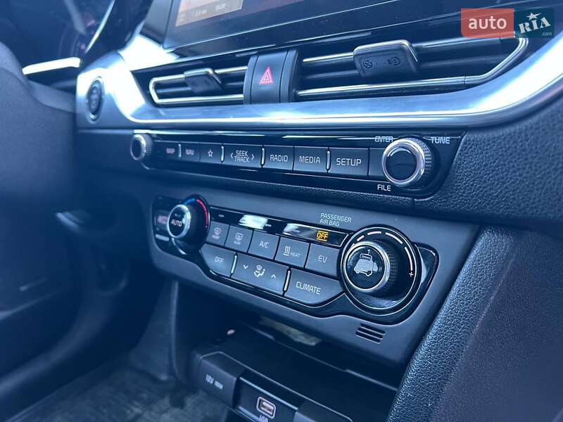 Внедорожник / Кроссовер Kia Niro 2020 в Львове фото 41 Внедорожник / Кроссовер Kia Niro 2020 в Львове