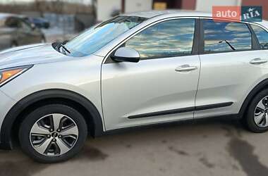 Внедорожник / Кроссовер Kia Niro 2018 в Киеве