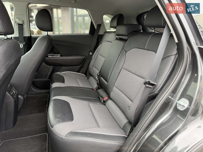 Внедорожник / Кроссовер Kia Niro 2021 в Городке