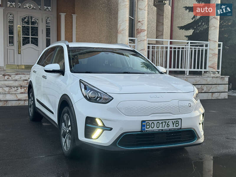 Позашляховик / Кросовер Kia Niro 2021 в Тернополі