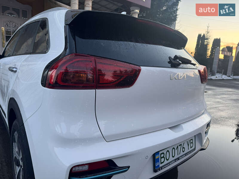 Позашляховик / Кросовер Kia Niro 2021 в Тернополі
