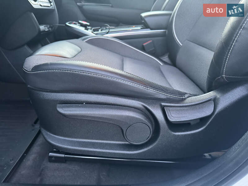 Позашляховик / Кросовер Kia Niro 2021 в Тернополі