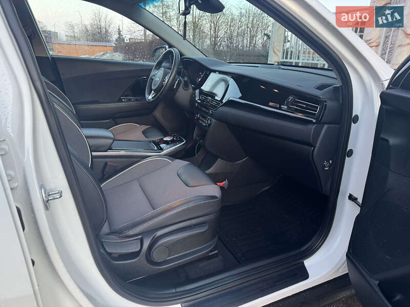 Позашляховик / Кросовер Kia Niro 2021 в Тернополі