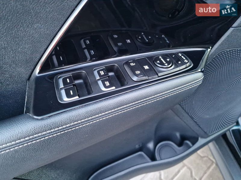 Внедорожник / Кроссовер Kia Niro 2020 в Виннице