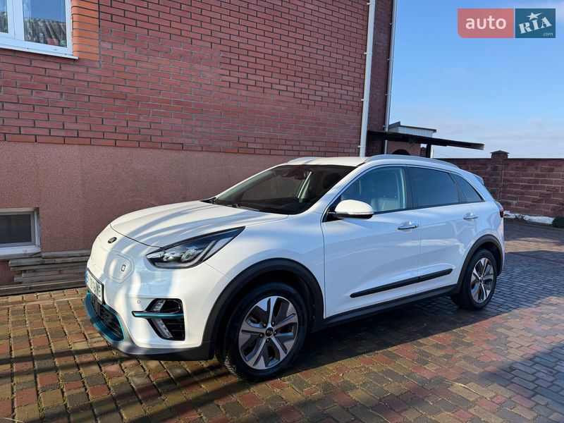 Внедорожник / Кроссовер Kia Niro 2020 в Ровно