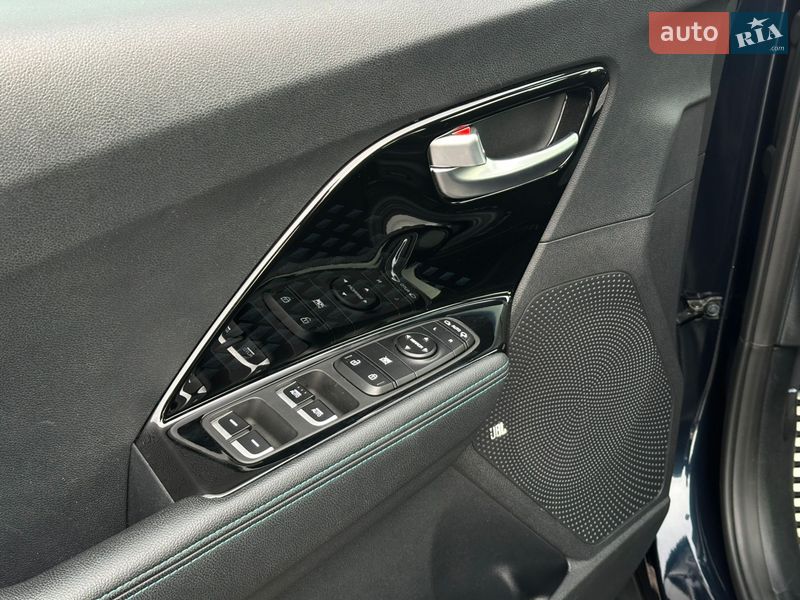 Внедорожник / Кроссовер Kia Niro 2020 в Львове