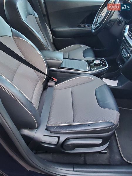 Внедорожник / Кроссовер Kia Niro 2020 в Снятине