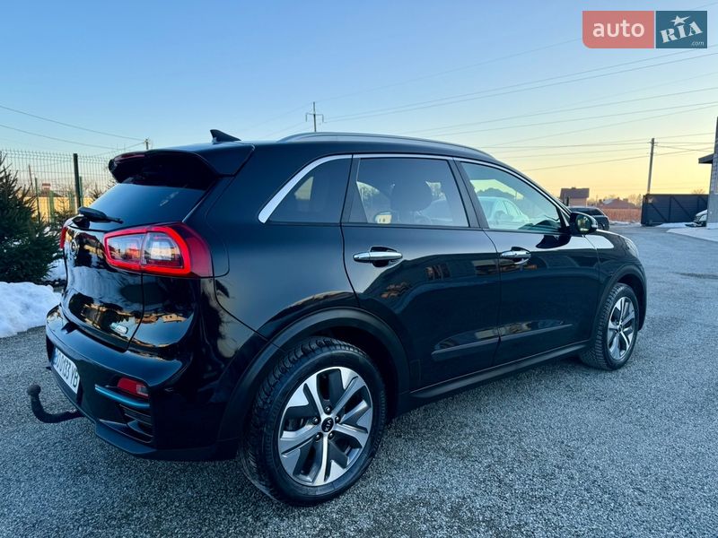 Внедорожник / Кроссовер Kia Niro 2019 в Тернополе