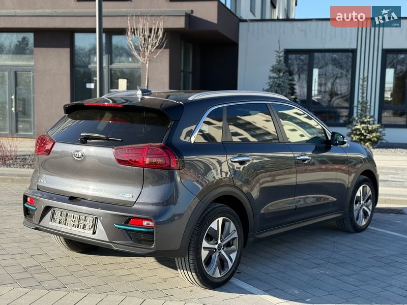 Позашляховик / Кросовер Kia Niro 2020 в Городку