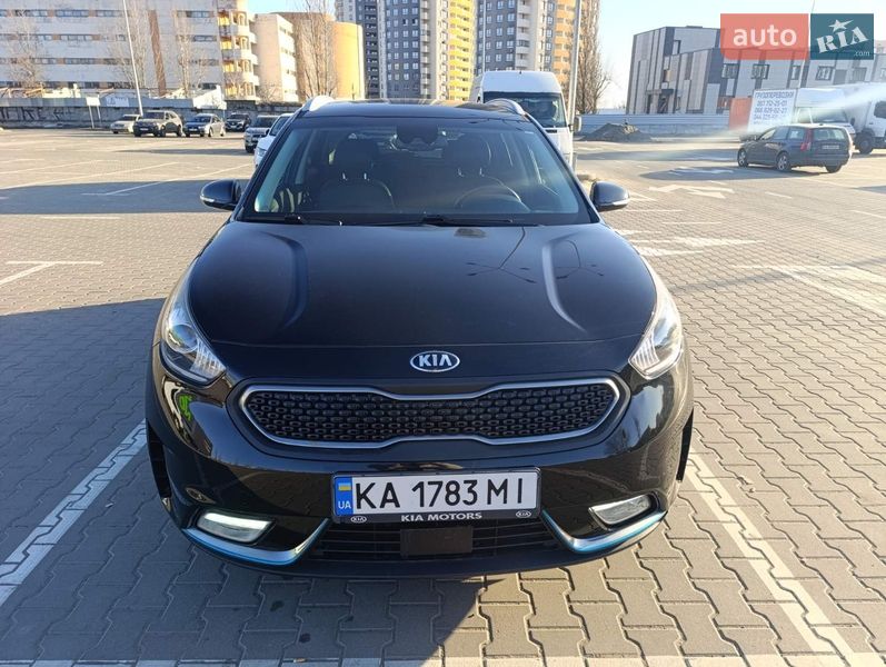 Внедорожник / Кроссовер Kia Niro 2018 в Киеве