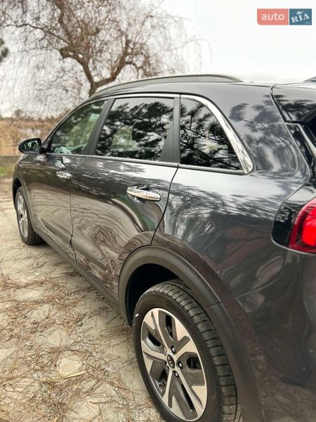 Внедорожник / Кроссовер Kia Niro 2020 в Днепре