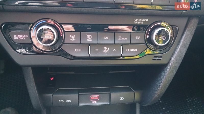 Внедорожник / Кроссовер Kia Niro 2020 в Тернополе