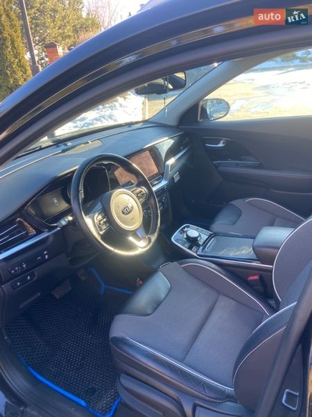 Внедорожник / Кроссовер Kia Niro 2020 в Львове