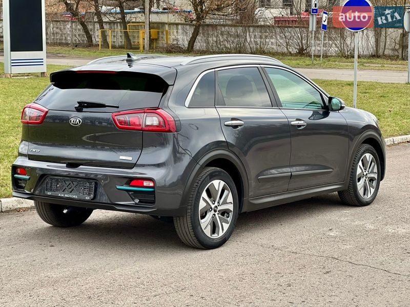Внедорожник / Кроссовер Kia Niro 2019 в Ровно