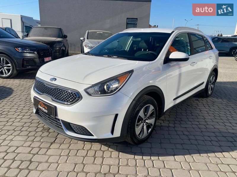 Внедорожник / Кроссовер Kia Niro 2018 в Львове
