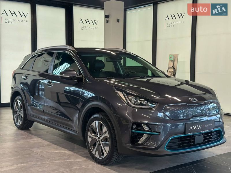Позашляховик / Кросовер Kia Niro 2020 в Львові