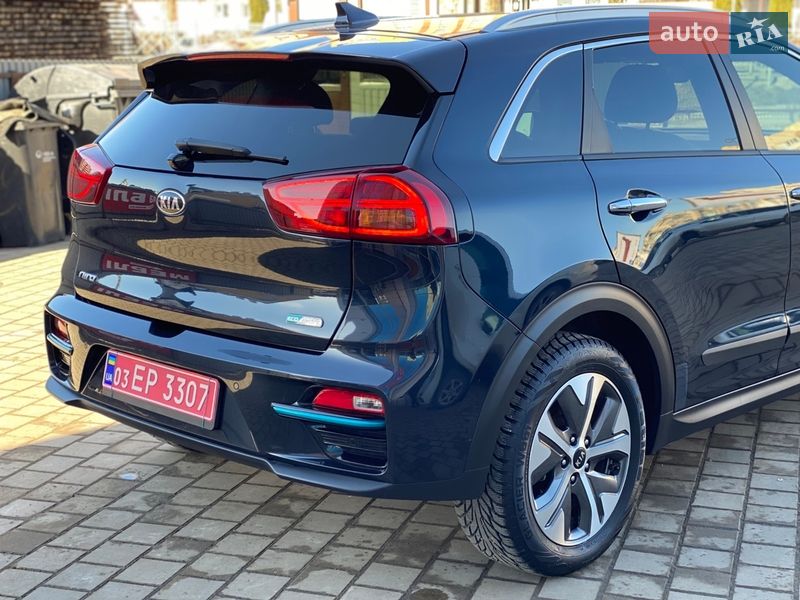 Позашляховик / Кросовер Kia Niro 2021 в Тернополі