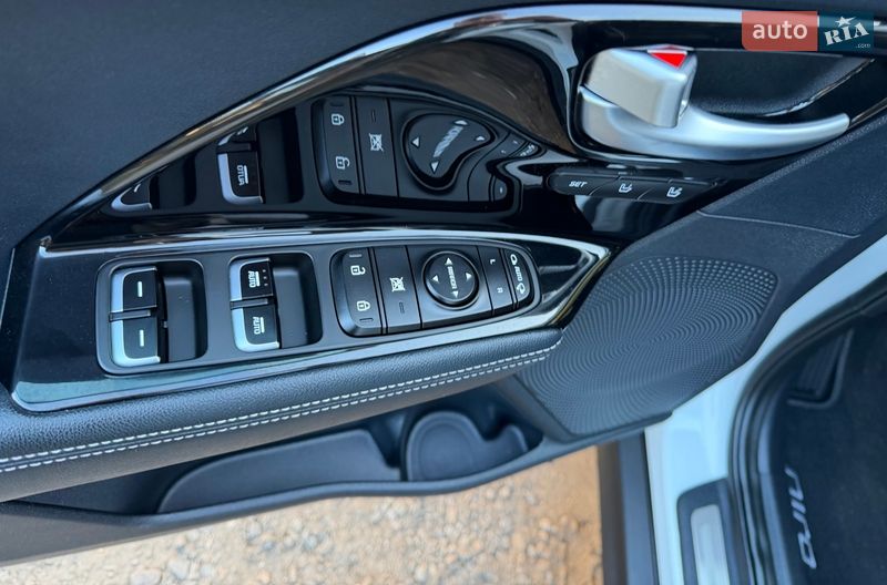 Внедорожник / Кроссовер Kia Niro 2021 в Львове